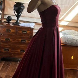 Camille La Vie Formal Red Satin Gown Size 4